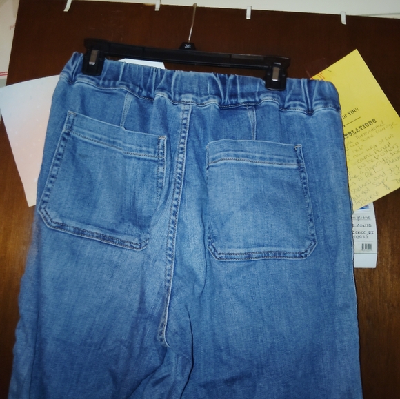 MADEWELL Pull On Relaxed Jeans - Picture 9 of 10